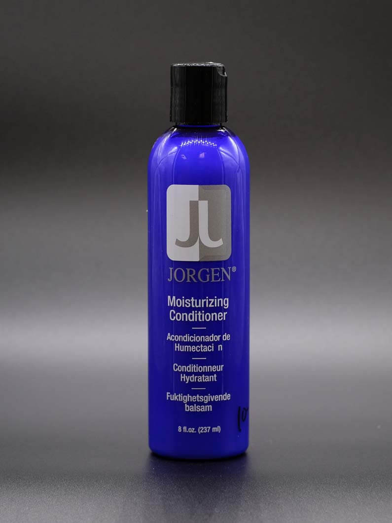 This every day conditioner helps to restore hair to its natural condition and shine. Comes in 8 Oz. bottles.